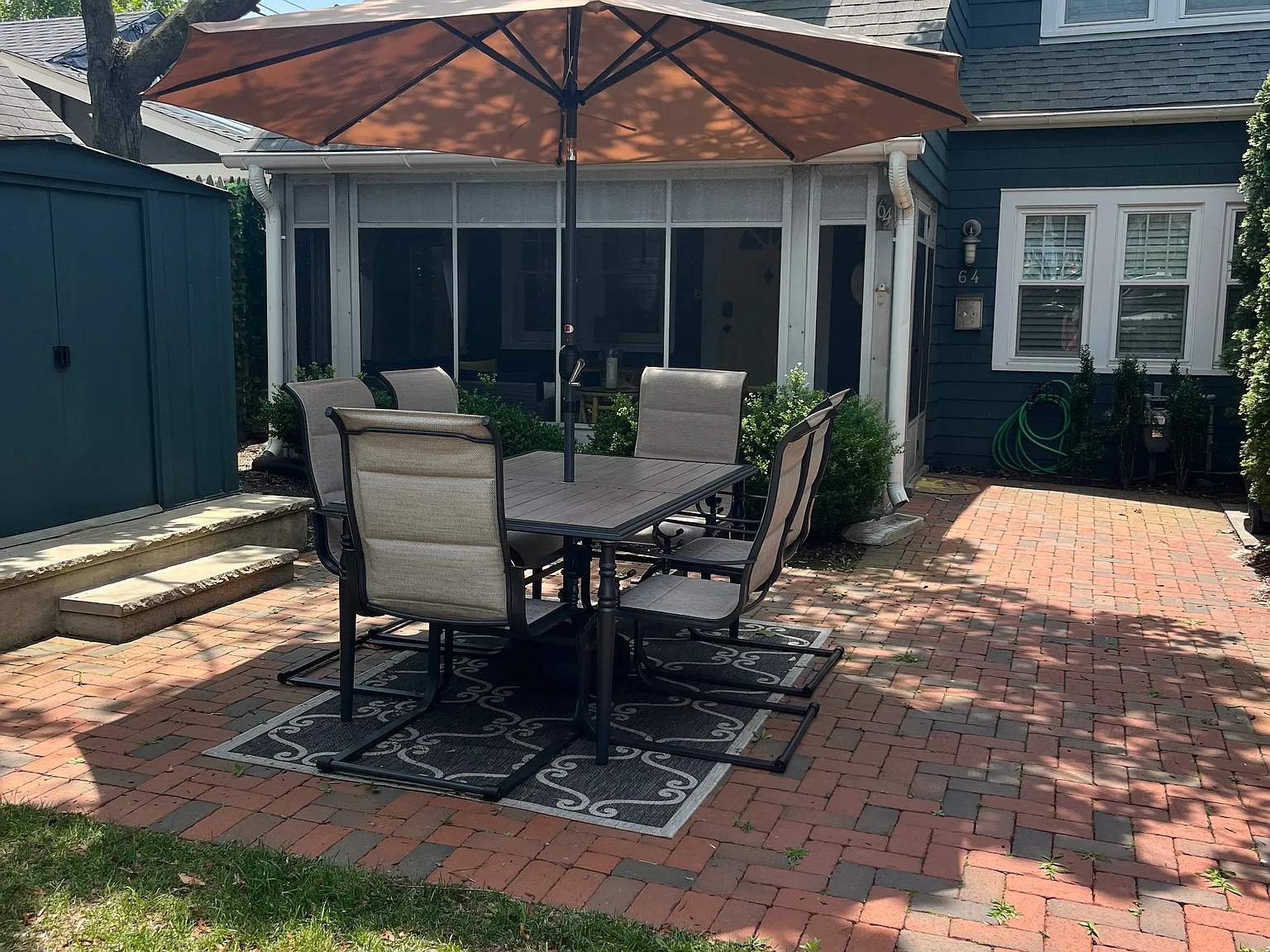 2 bed, 1.5 bath, 1000 sqft, $2,500 — Photo 1