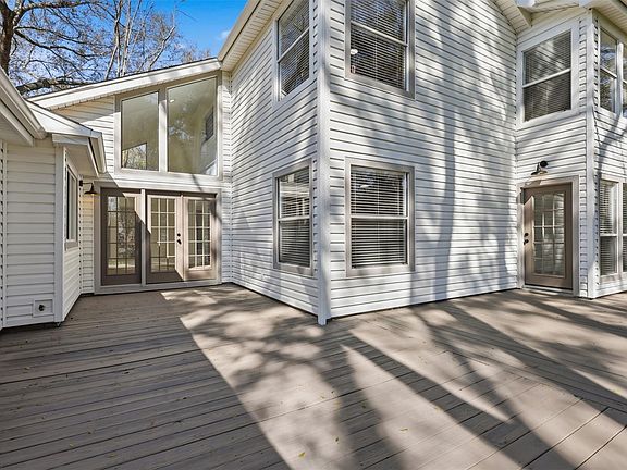 4th image of 12 Rosedale Brook Ct