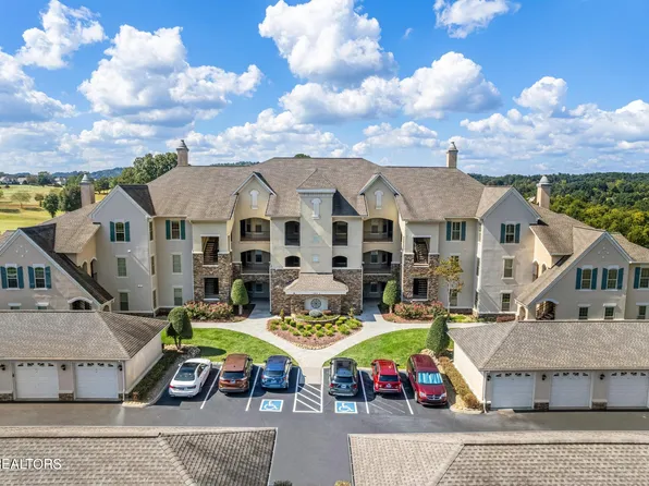565 Rarity Bay Pkwy APT 107, Vonore, TN 37885