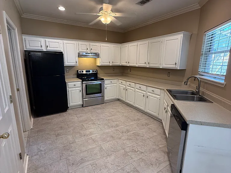 4131 Tanya Cir — Photo 6