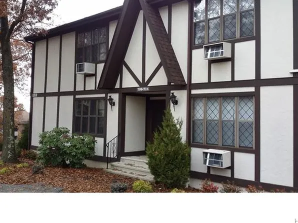 728 Sierra Vista Ln, Valley Cottage, NY 10989