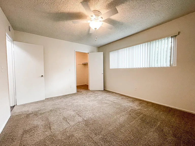 Flower Tree Apartments — Photo 11