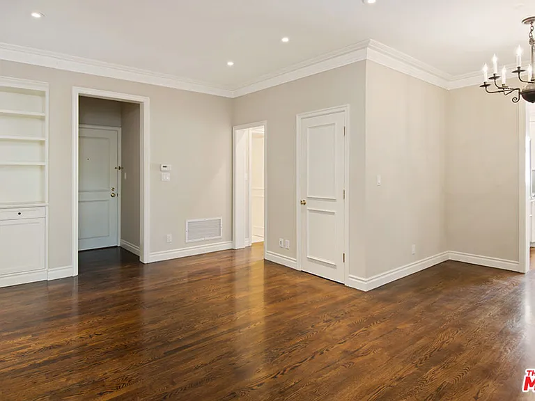 9601 Charleville Blvd #7 — Photo 8