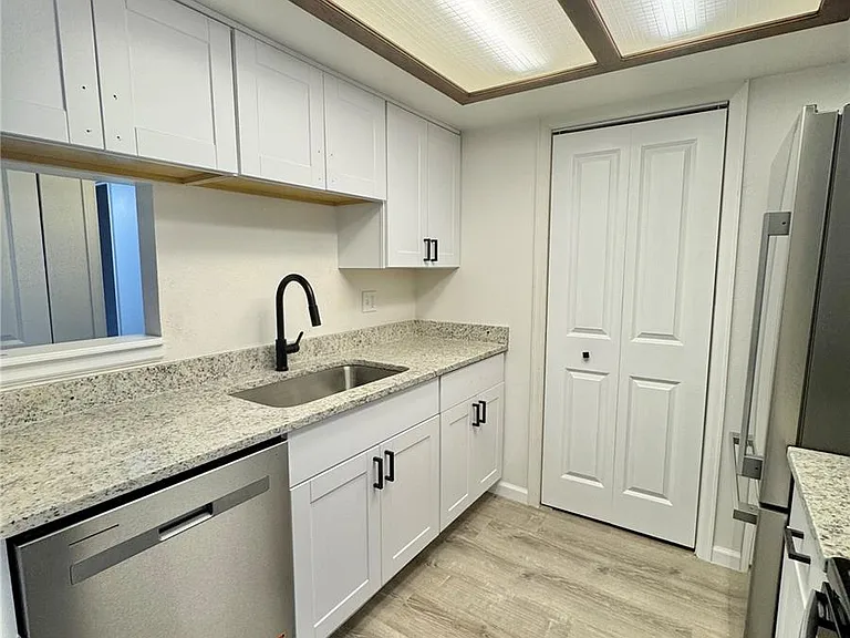 481 S Kalispell Way #102 — Photo 6