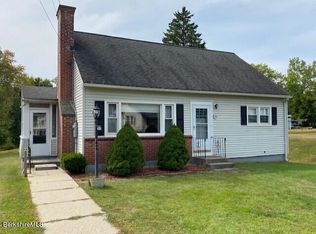 74 Furnace Hl, Cheshire, MA 01225