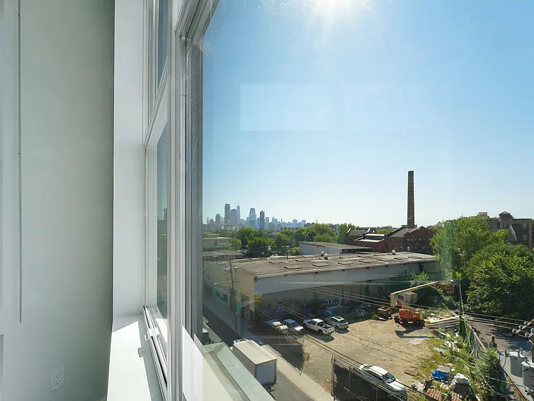 660 Grand St #310 — Photo 15
