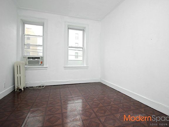 4th image of 2805 24th Ave APT 2F