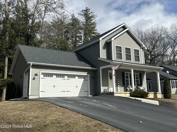 11 Sweet Road, Gansevoort, NY 12831