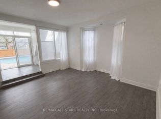 1918A Queen St E #200, Toronto, ON M4L 1H5