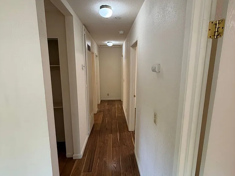1448 Warner St — Photo 26