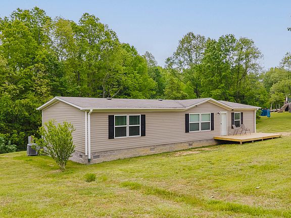 4th image of 584 Casey Rd