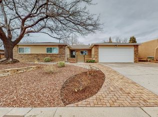 7409 Raymond Dr NE, Albuquerque, NM 87109