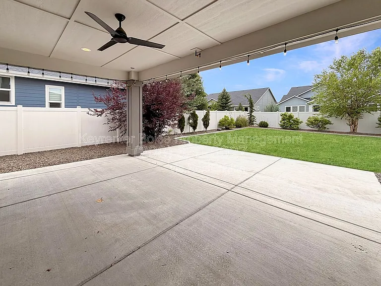 8343 W Sparks Lake Dr — Photo 25