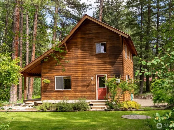 18 Deer Run Loop Road, Winthrop, WA 98862