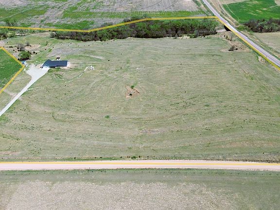 3rd image of 716 Road 900