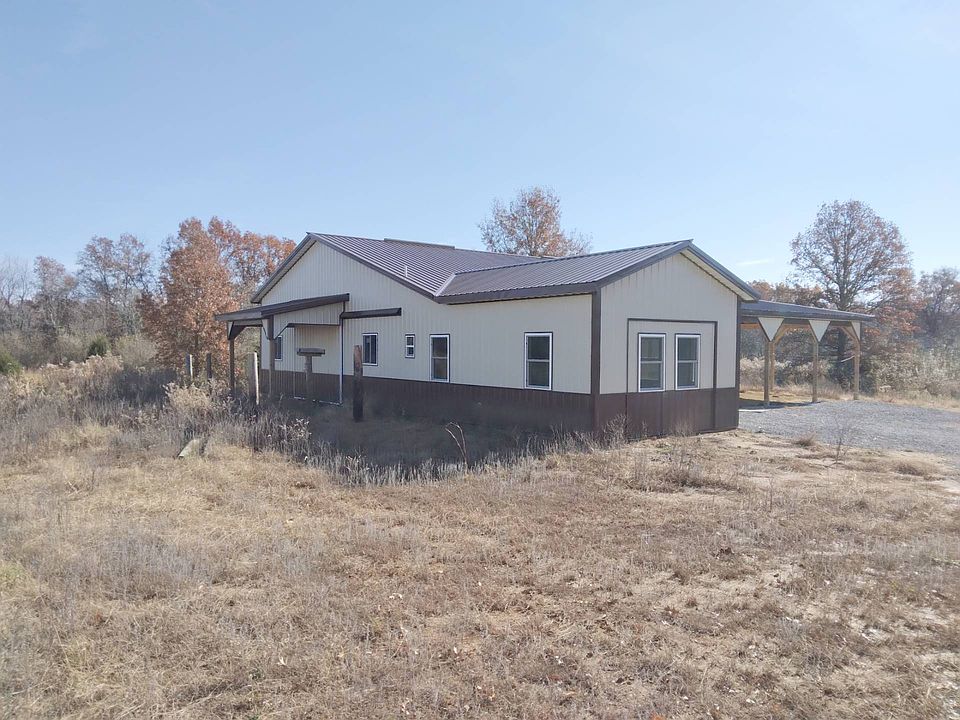 1st image of 942 County Road 1650 N