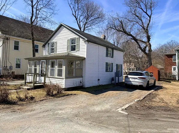 139 2nd St, Pittsfield, MA 01201