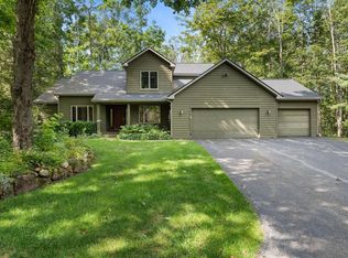 1145 Woodridge Dr, Petoskey, MI 49770