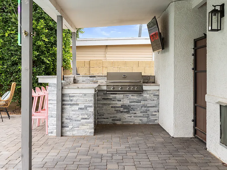7326 E Taylor St — Photo 34