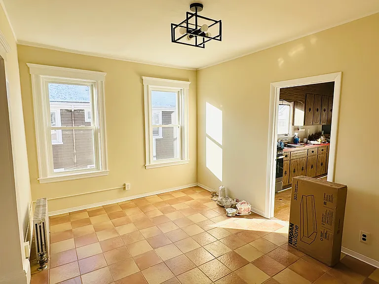 68 Pinkert St #2 — Photo 10