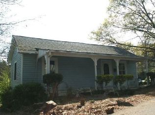 653 Elm St, Roswell, GA 30075