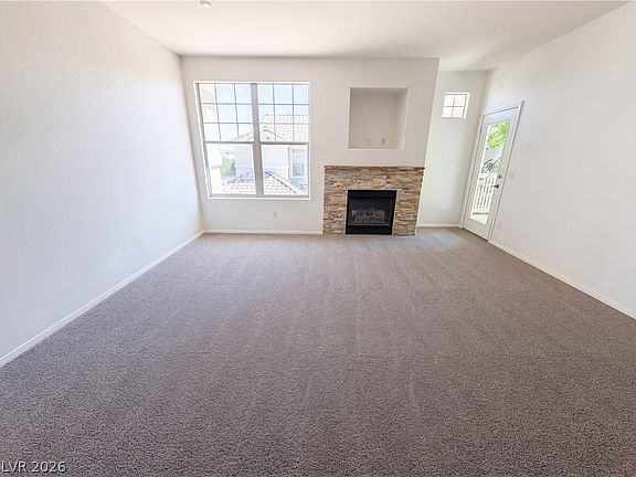 3rd image of 5855 Valley Dr Unit 2088