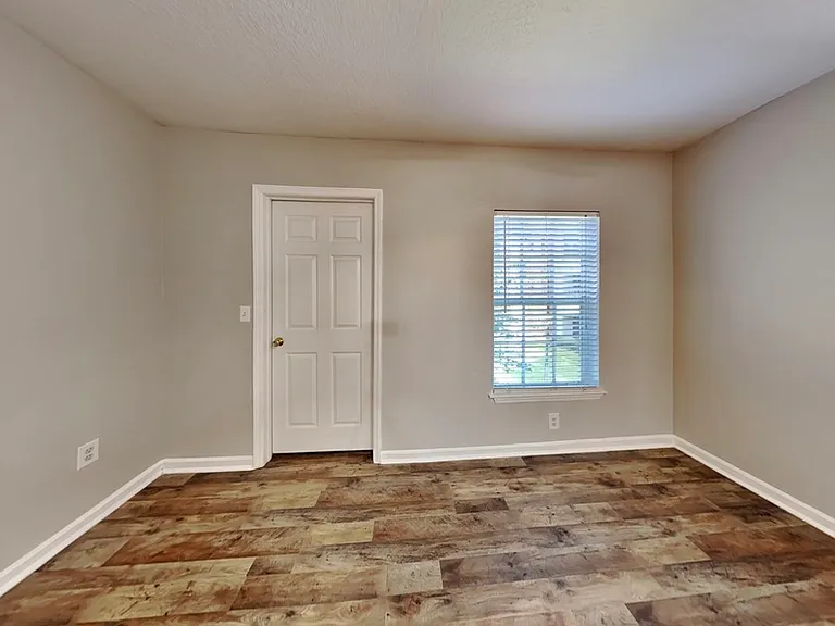 725 Crest Pines Dr #421 — Photo 6