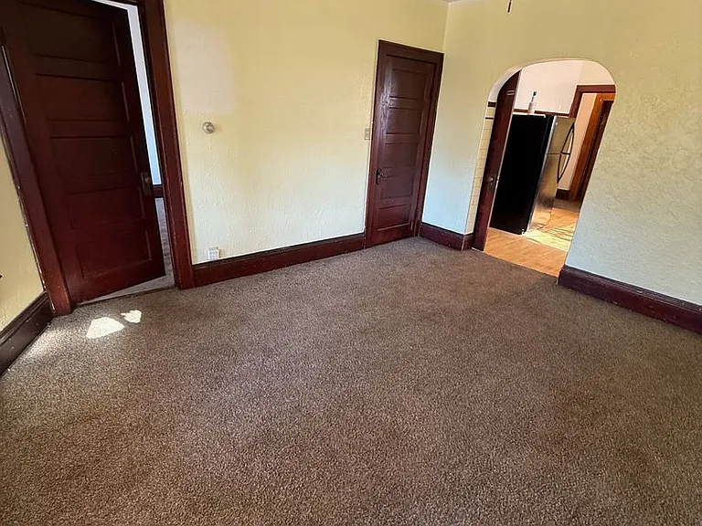 2252-54 S 7th St — Photo 5