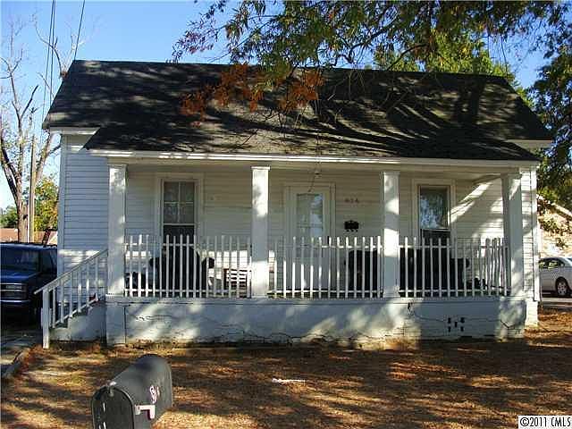 1st image of 614 Columbia St