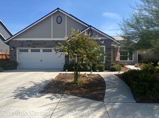 2459 La Canada Ave, Clovis, CA 93619