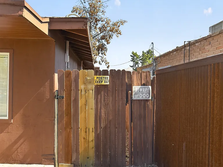 831 E Hedrick Dr #2 — Photo 36
