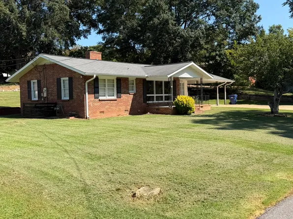 215 Patrick St, Oxford, AL 36203