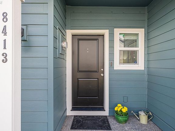 3rd image of 8413 NE 14th Ct