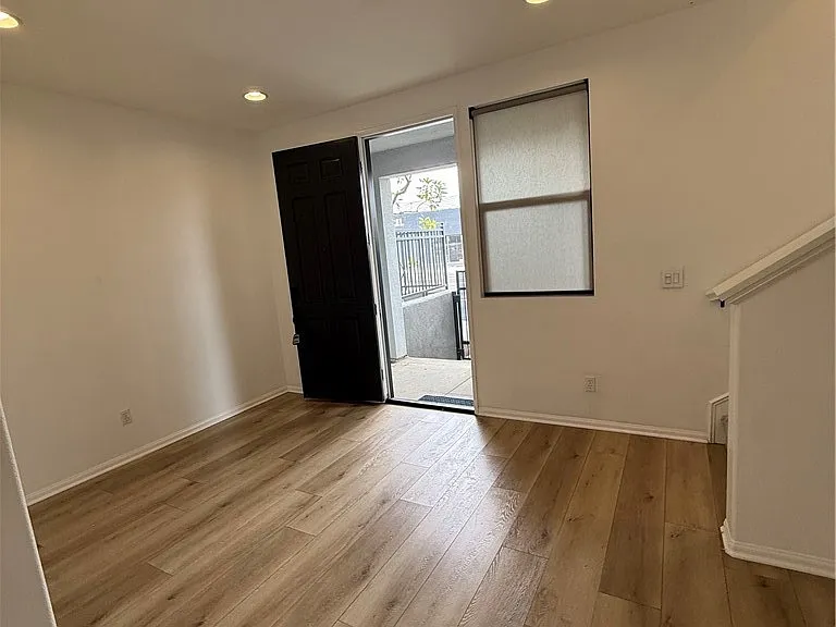 3009 E Pacific Coast Hwy — Photo 4