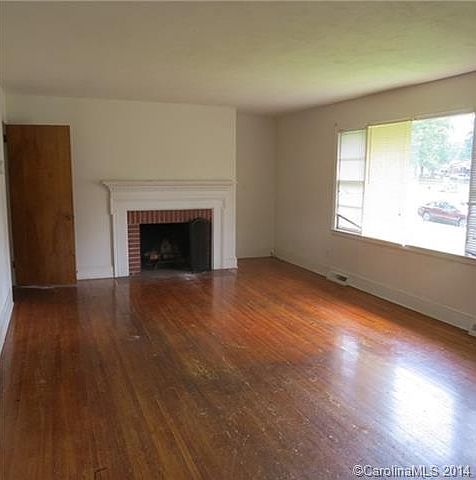 2nd image of 4082 Whitehall Dr
