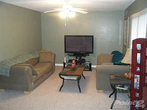 COZY FAMILY ROOM FOR TV..