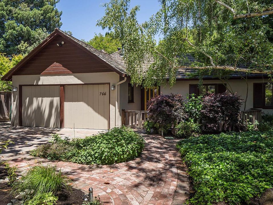1st image of 766 Garland Dr