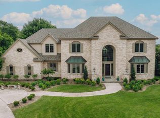 1285 Weston Hills Ct, Brookfield, WI 53045