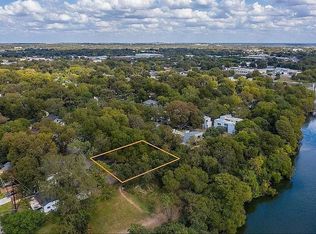 73 Julius St, Austin, TX 78702