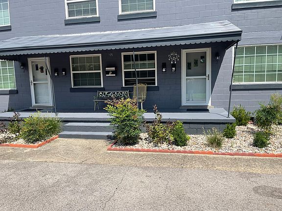 The burn of the building! There is four Apartment