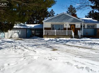 2416 Harmony Dr, Burton, MI 48509