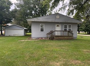 304 E South St, Athens, MI 49011