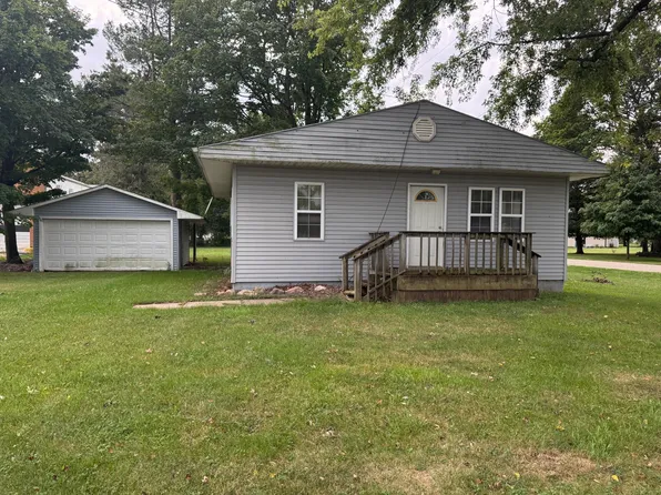 304 E South St, Athens, MI 49011
