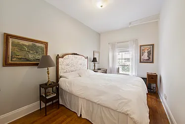 Rented by Nest Seekers International