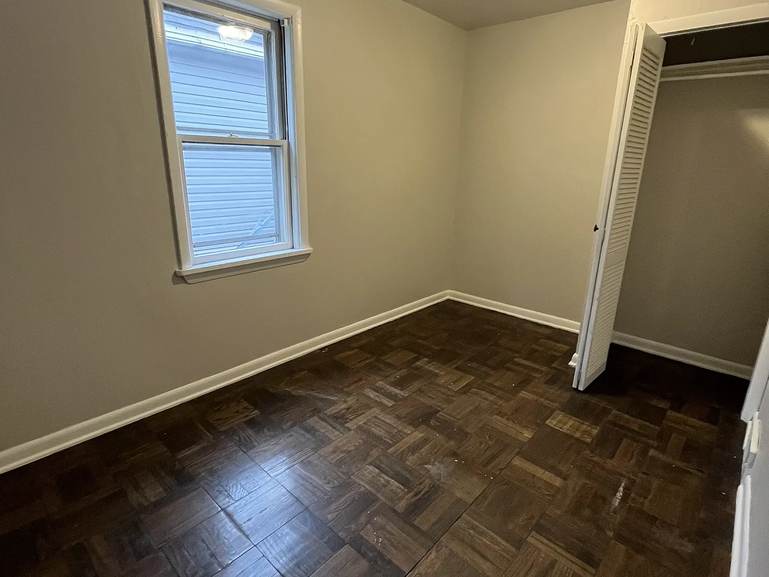 4734 Johnson Ave - 1 — Photo 4
