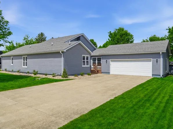 1611 Grand St, Webster City, IA 50595