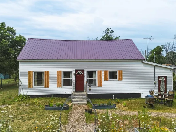 8465 S Michcon Ave, Baldwin, MI 49304
