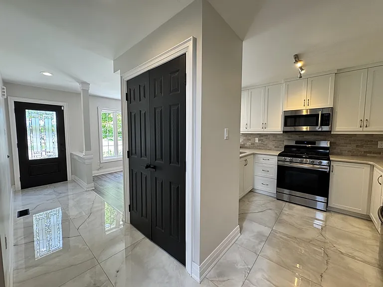 212 Churchland Dr — Photo 6