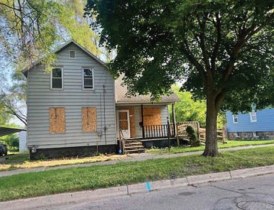 1st image of 321 Reed St