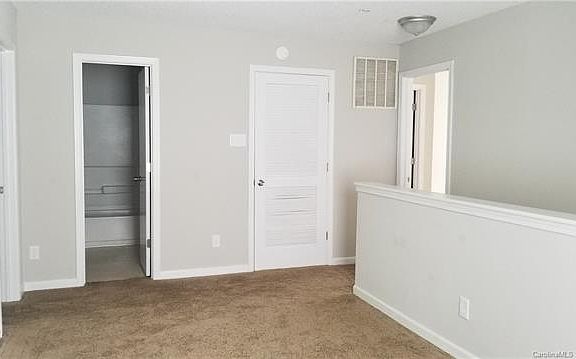 5th image of 7058 Sycamore Grove Ct